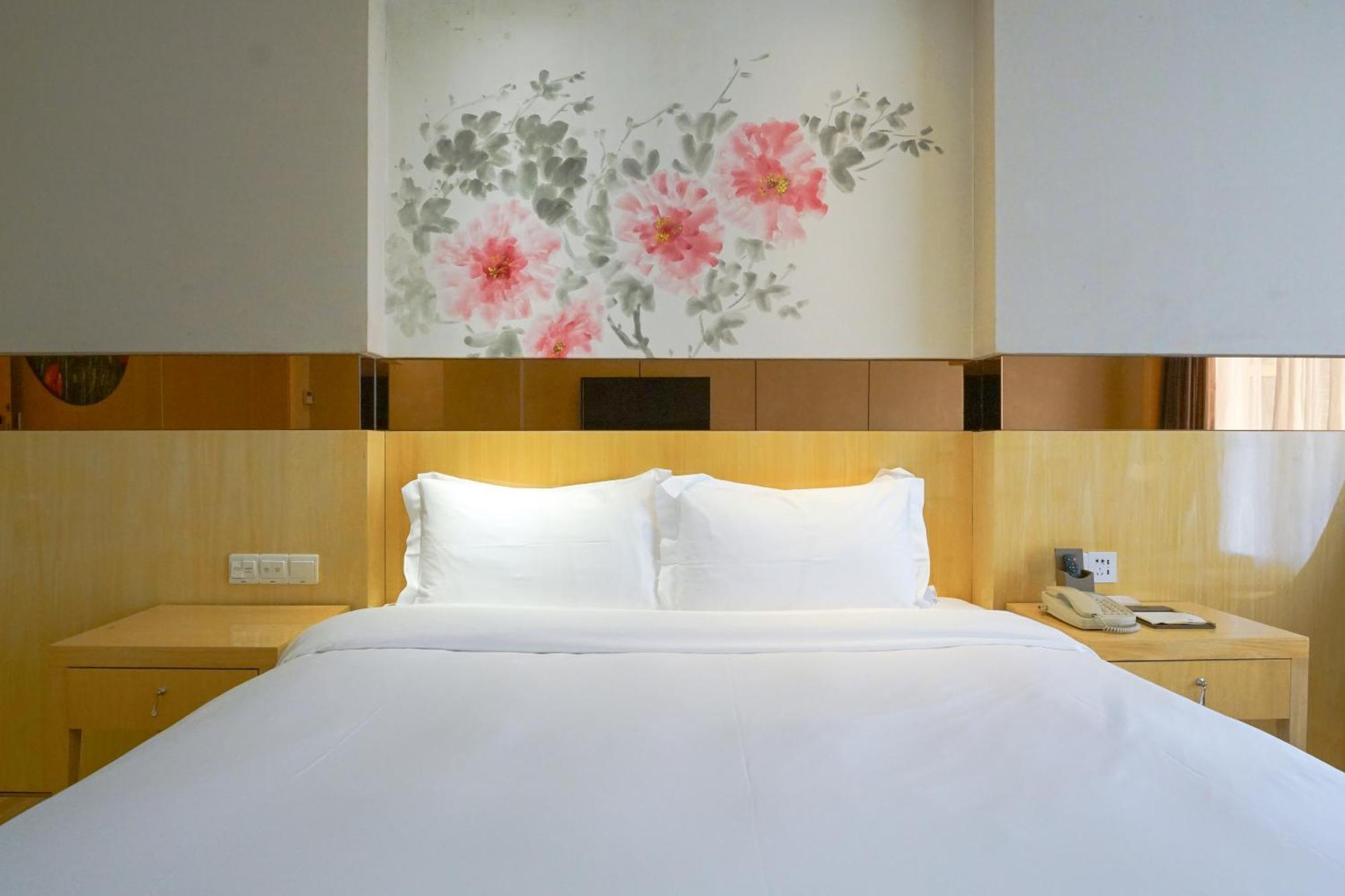Paco Hotel Ouzhuang Metro Guangzhou-Free Shuttle To Canton Fair Exterior photo
