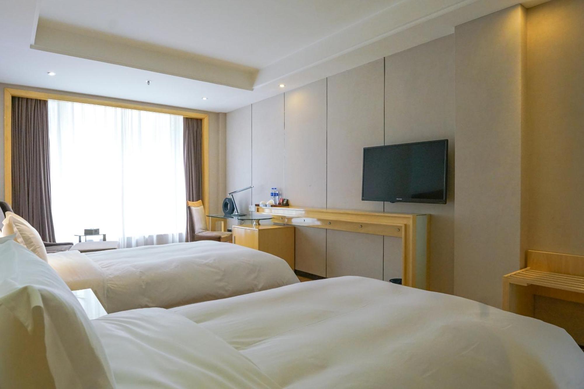 Paco Hotel Ouzhuang Metro Guangzhou-Free Shuttle To Canton Fair Exterior photo