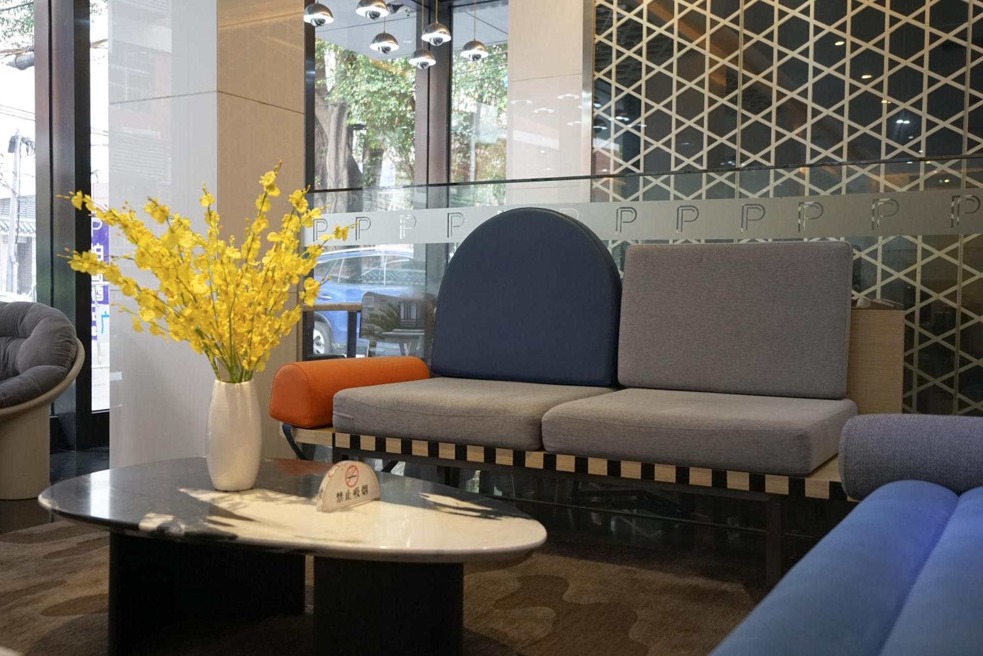 Paco Hotel Ouzhuang Metro Guangzhou-Free Shuttle To Canton Fair Exterior photo